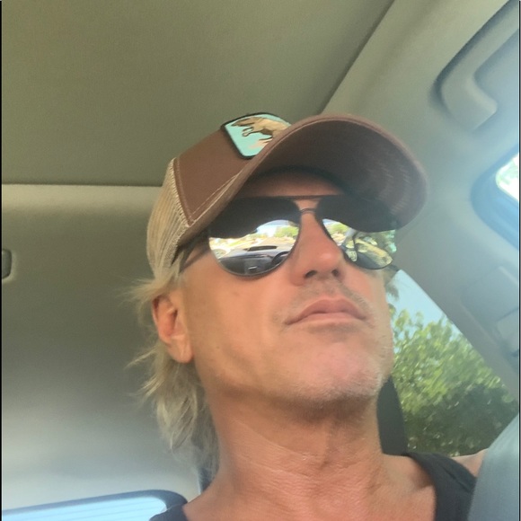 Meet your Posher, Timothy - Picture 1 of 1